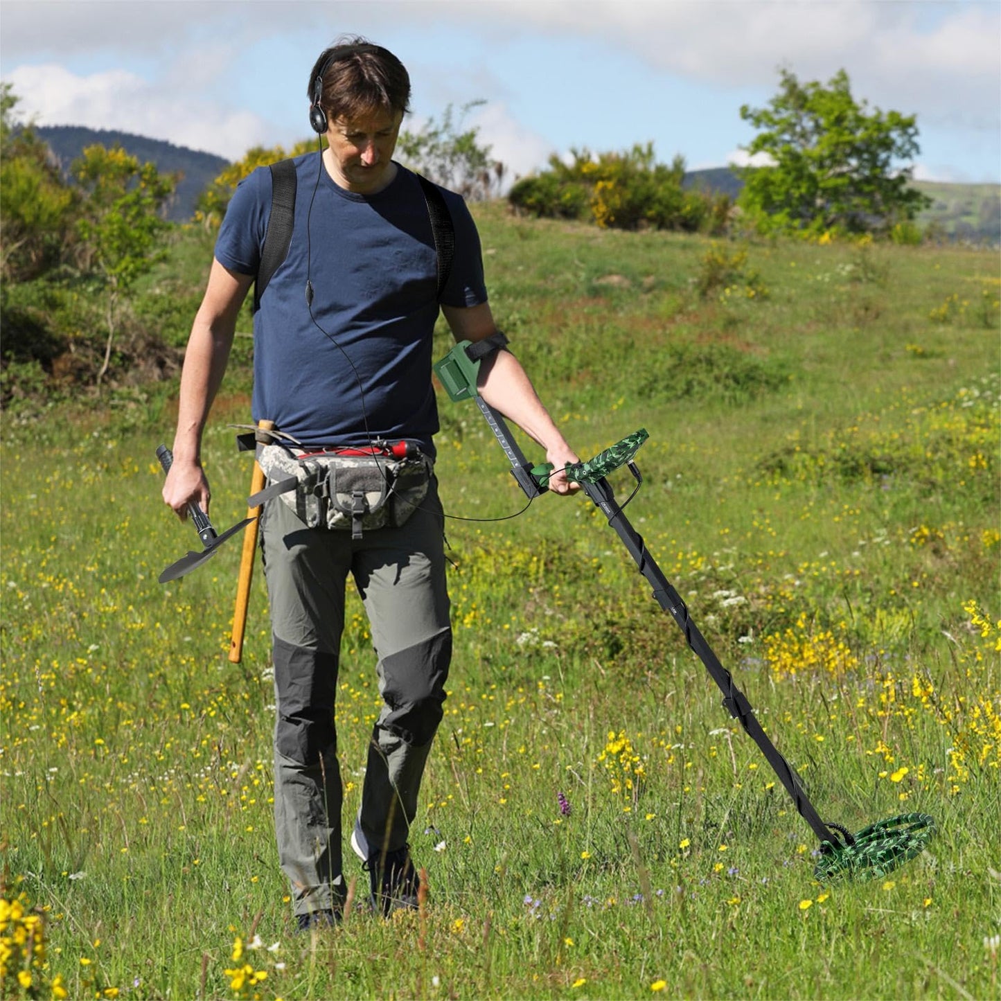 GiantexUK Metal Detector, High Accuracy Detector Kit with 26CM Waterproof Search Coil