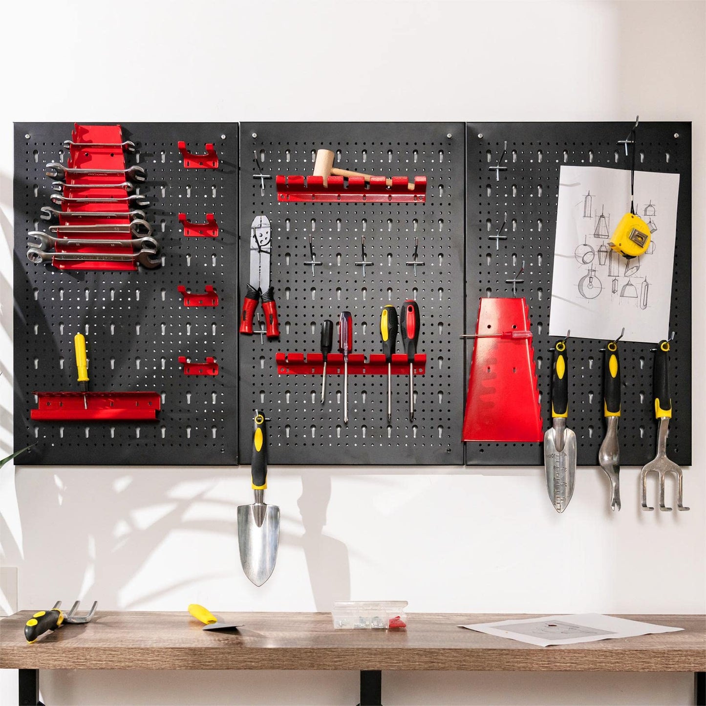 GiantexUK 28Pcs Pegboard Organizer Kit, Wall-Mounted Garage Tool Storage with Tool Holders